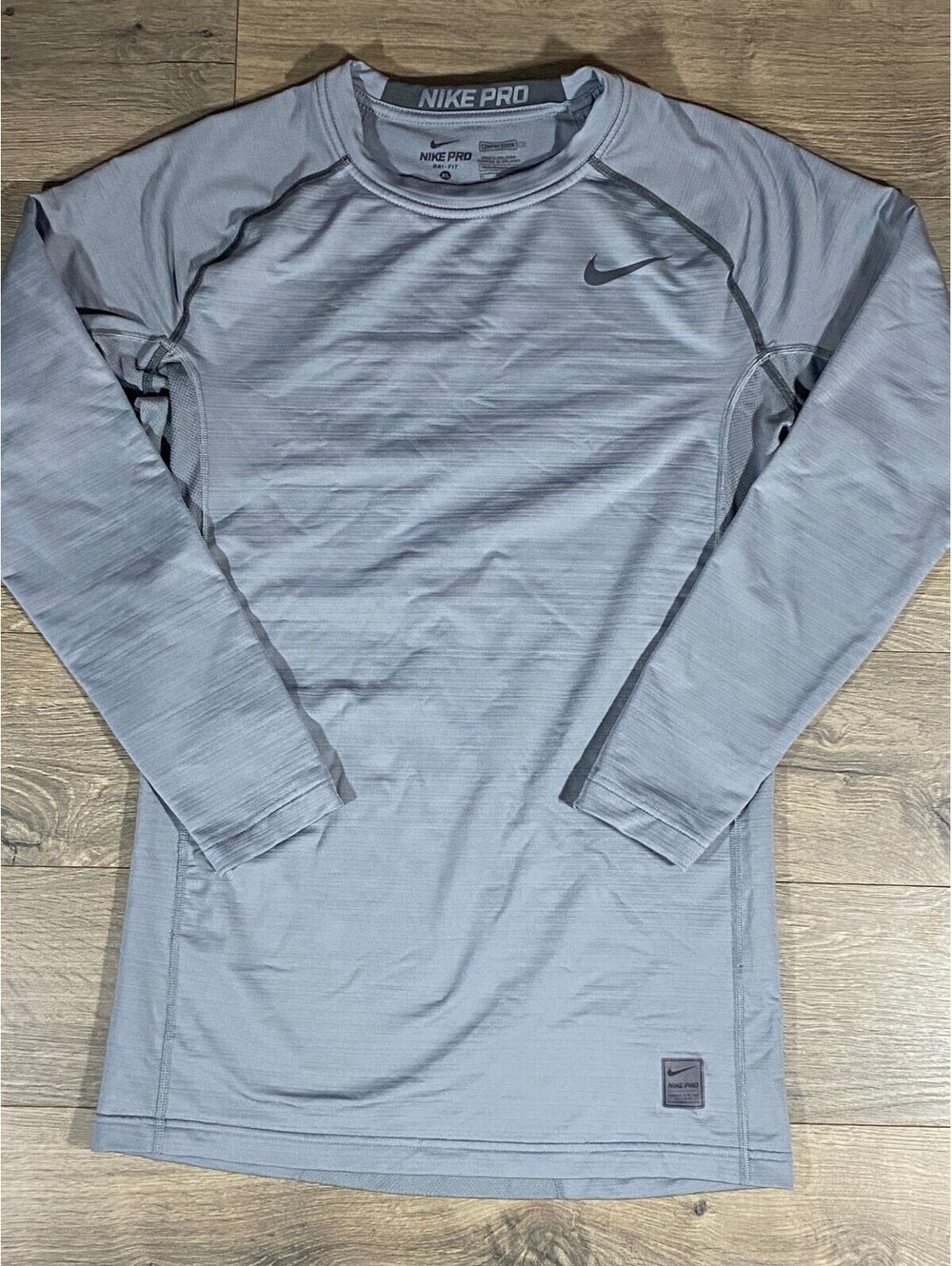 Nike Pro Combat Hyperwarm Dri-FIT Max Shirt Mens XL Gray Long Sleeve